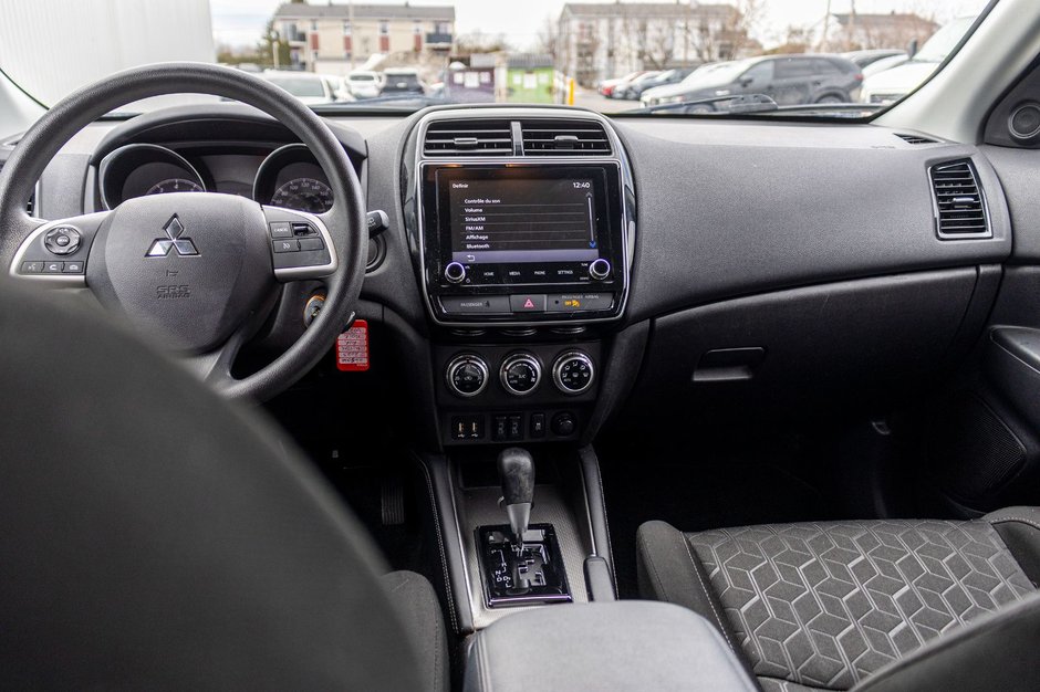 2023 Mitsubishi RVR ES AUTOM NOIR TRES BAS KILO 1 OWNER NO CARFAX CLAIM