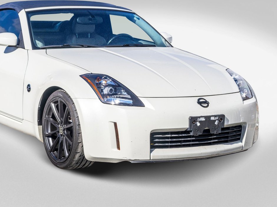 Nissan 350Z TOURING AUTOM BLANC MAGS NOIRS BAS KILO 2005 PRIX FIN DE SAISON