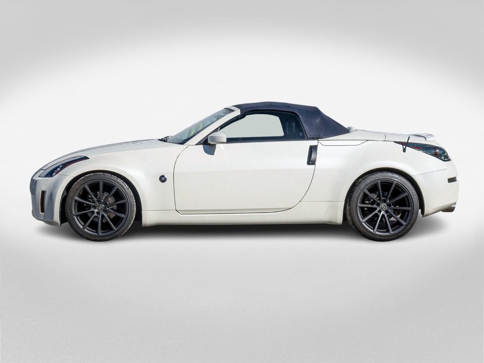 Nissan 350Z TOURING AUTOM BLANC MAGS NOIRS BAS KILO 2005 PRIX FIN DE SAISON