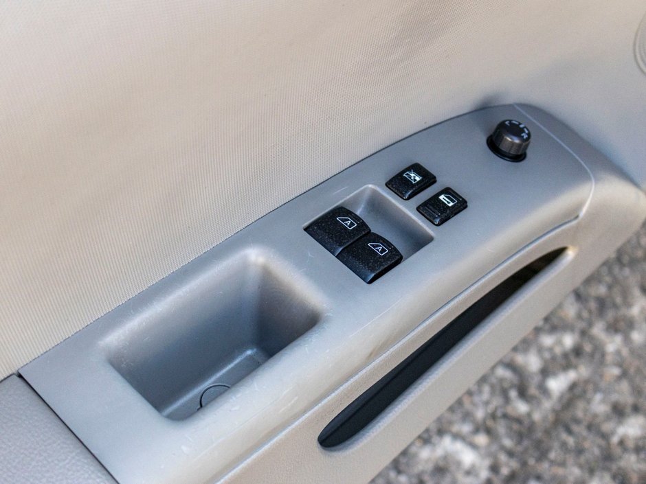 Nissan 350Z TOURING AUTOM BLANC MAGS NOIRS BAS KILO 2005 PRIX FIN DE SAISON