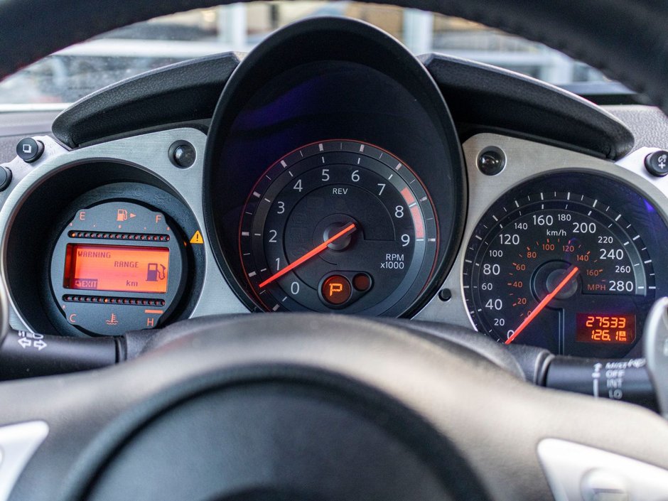Nissan 370Z Coupe SPORT AUTOM NAV BREMBO 27835KM 2020 1 PROPRIO PAS DE RECLAMATION