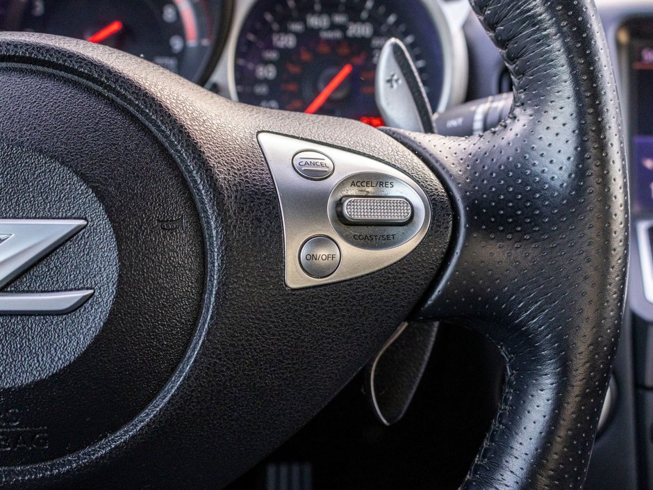 Nissan 370Z Coupe SPORT AUTOM NAV BREMBO 27835KM 2020 1 PROPRIO PAS DE RECLAMATION