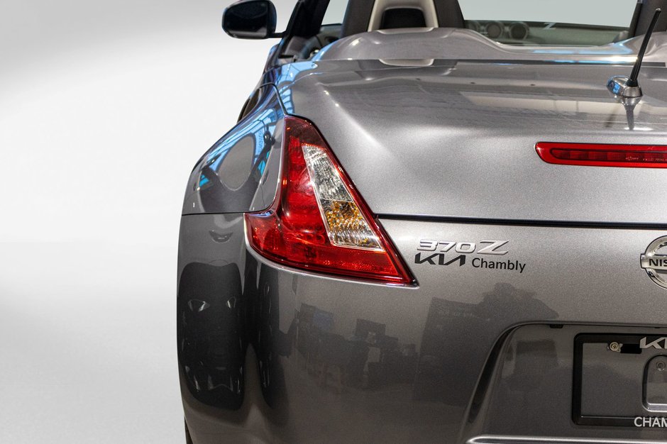 Nissan 370Z Roadster SPORT TOURING AUTOM NAV 2018 PAS DE RECLAMATIONA U CARFAX