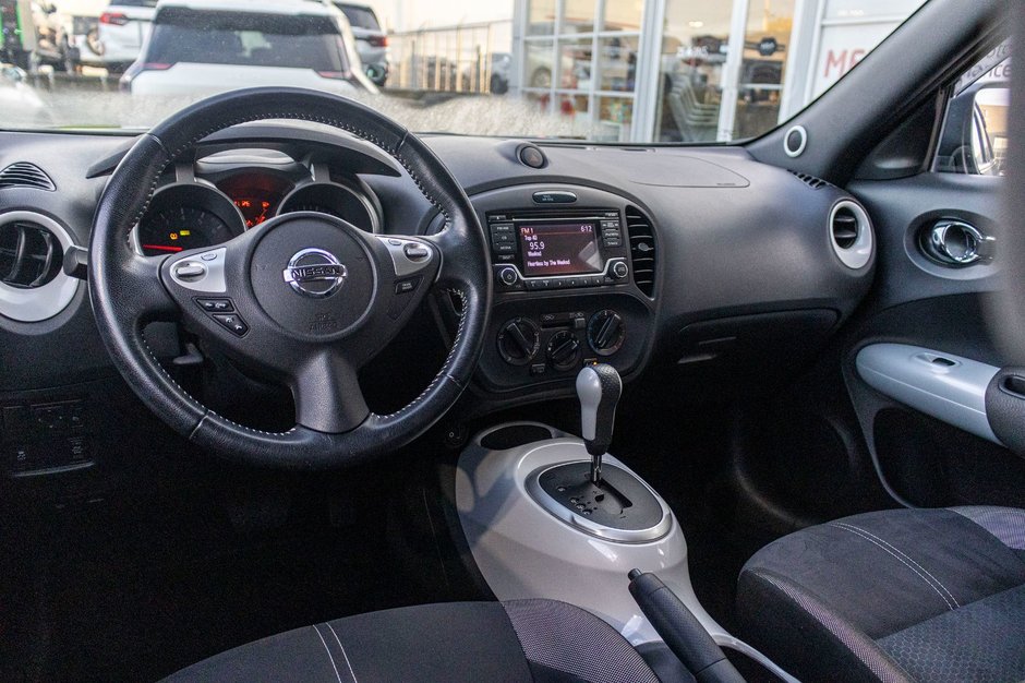 Nissan Juke SV AWD NOIR MAGS NOIR RARE 2017 PAS DE RECLAMATION AU CARFAX