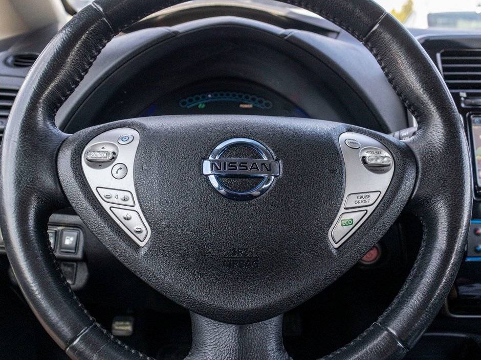 Nissan LEAF SV AUTOM  PNEUS NEUFS 2015