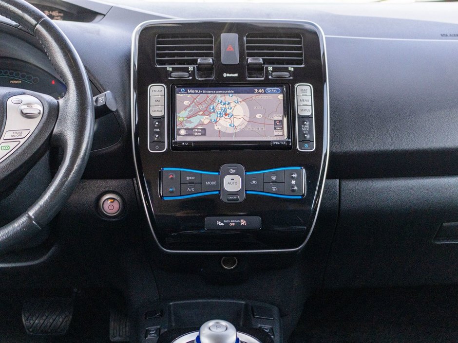Nissan LEAF SV AUTOM  PNEUS NEUFS 2015