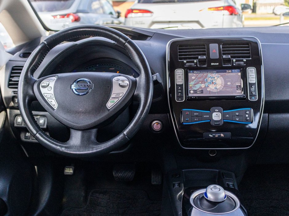 Nissan LEAF SV AUTOM  PNEUS NEUFS 2015