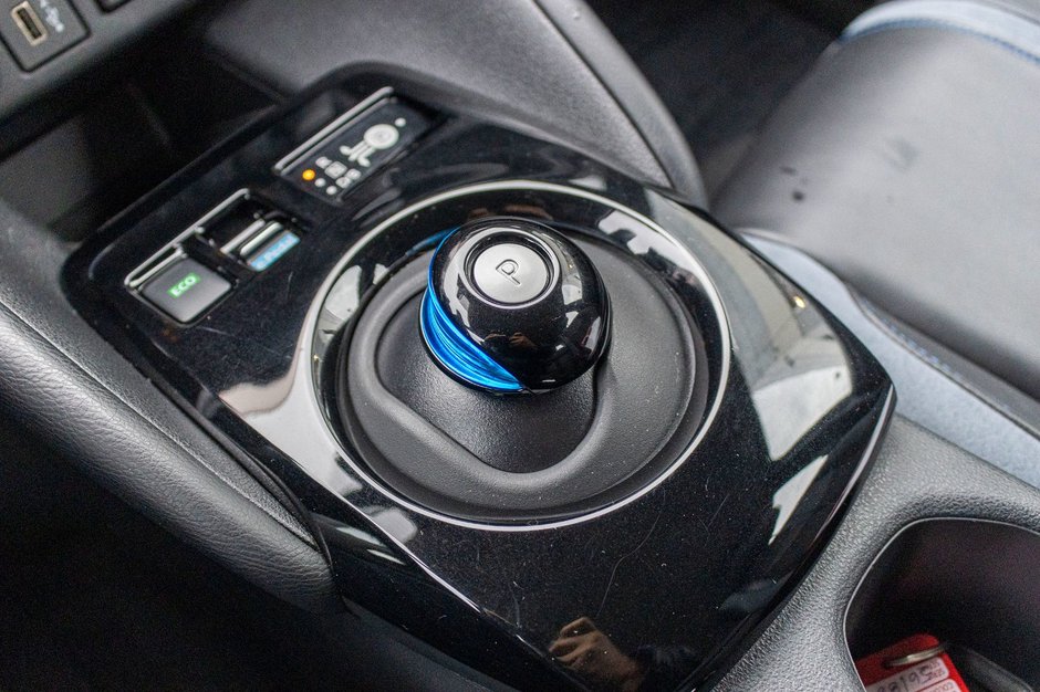 Nissan Leaf SL PLUS CUIR NAV 18823KM WOW 2023 1 PROPRIO PAS DE RECLAMATION AU CARFAX