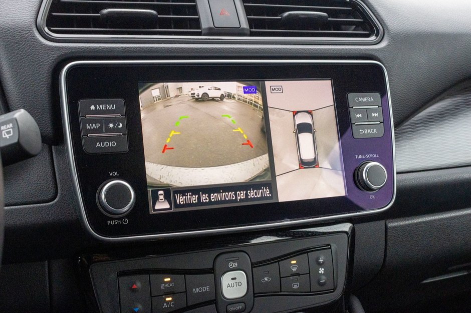 Nissan Leaf SL PLUS CUIR NAV 18823KM WOW 2023 1 PROPRIO PAS DE RECLAMATION AU CARFAX