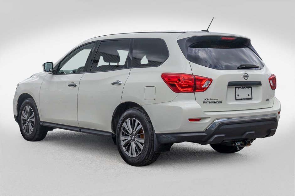 Nissan Pathfinder S AWD 7 PASSAGERS 2017 PAS DE RECLAMATION AU CARFAX