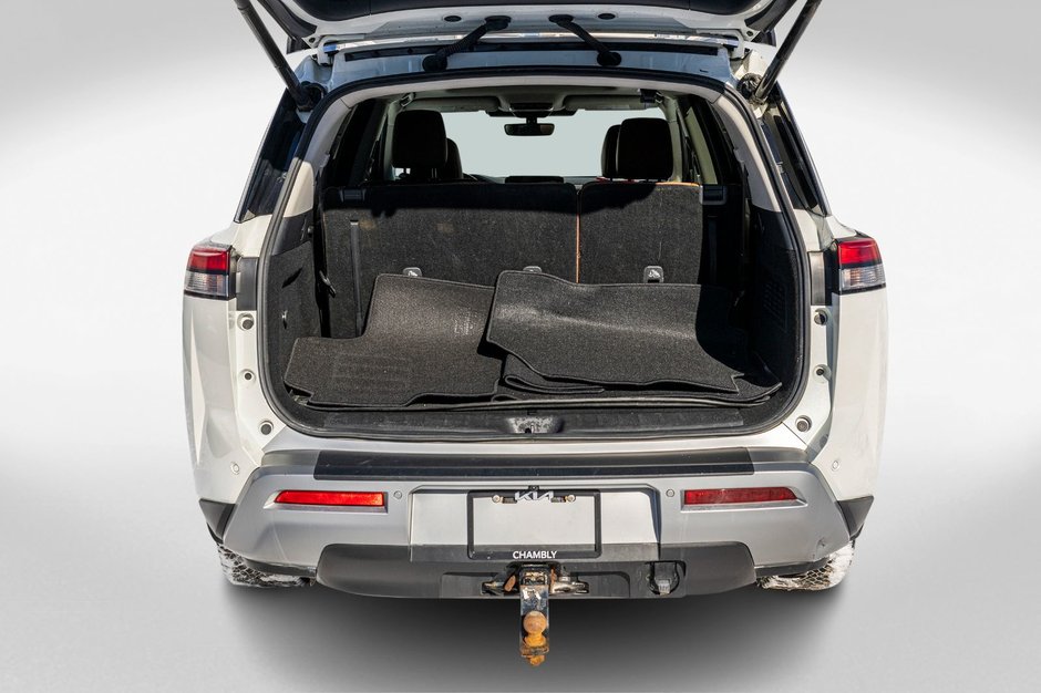 2023 Nissan Pathfinder PLATINUM AWD BLANC CUIR BRUN TOIT NO CARFAX CLAIM