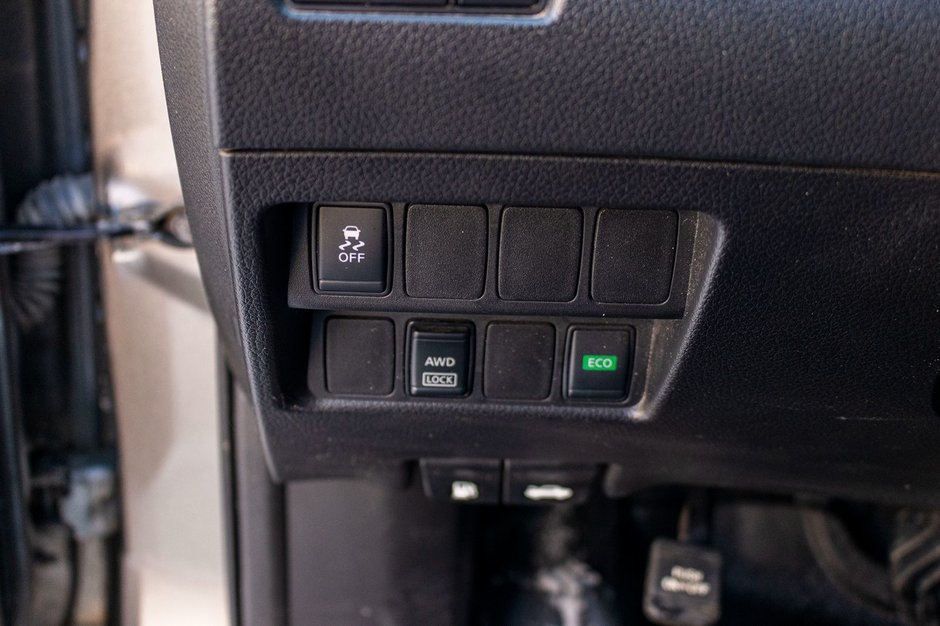 2018 Nissan Qashqai S AWD CHARCOAL AUTOM NO CARFAX CLAIM