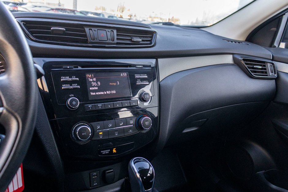 2018 Nissan Qashqai S AWD CHARCOAL AUTOM NO CARFAX CLAIM