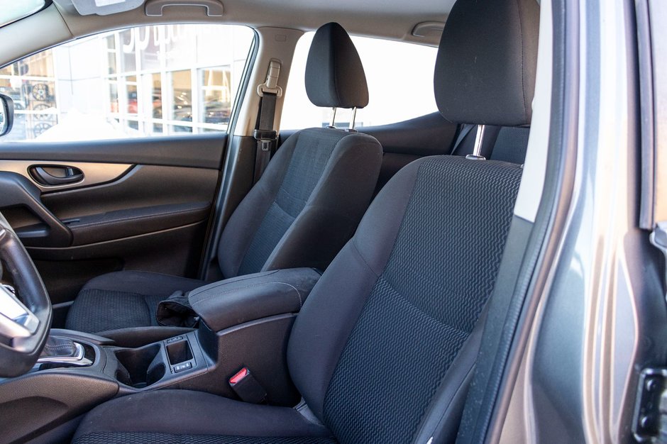 2018 Nissan Qashqai S AWD CHARCOAL AUTOM NO CARFAX CLAIM