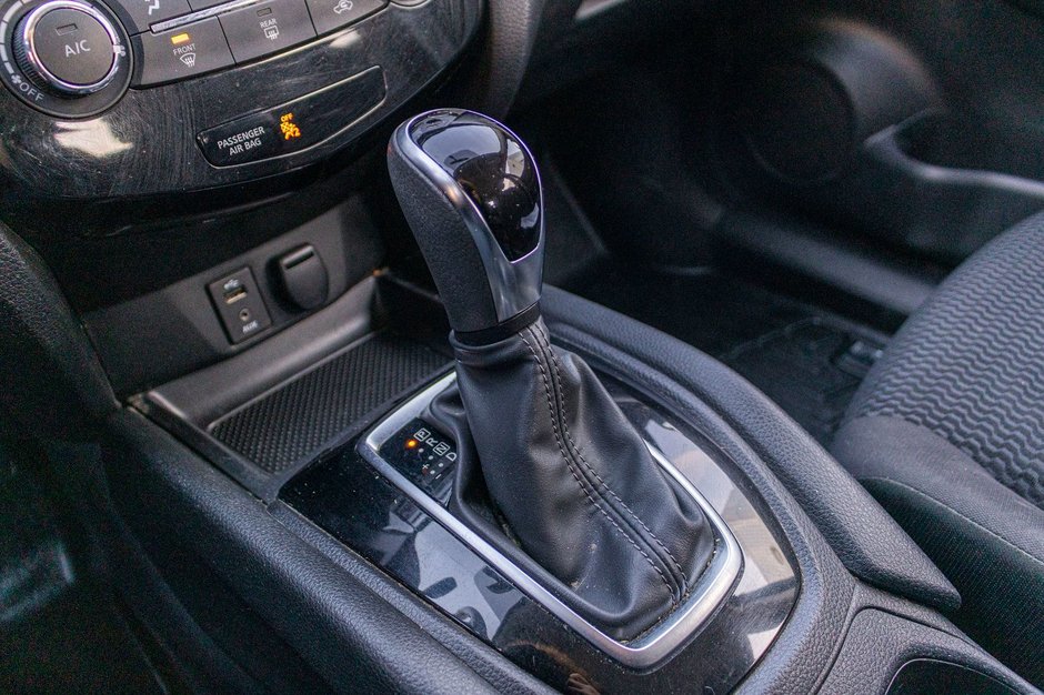 2018 Nissan Qashqai S AWD CHARCOAL AUTOM NO CARFAX CLAIM