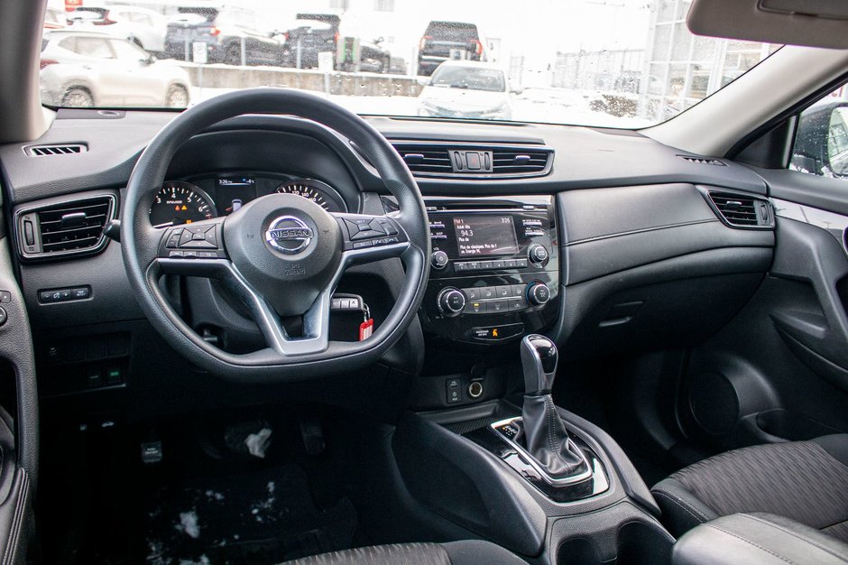 2017 Nissan Rogue S