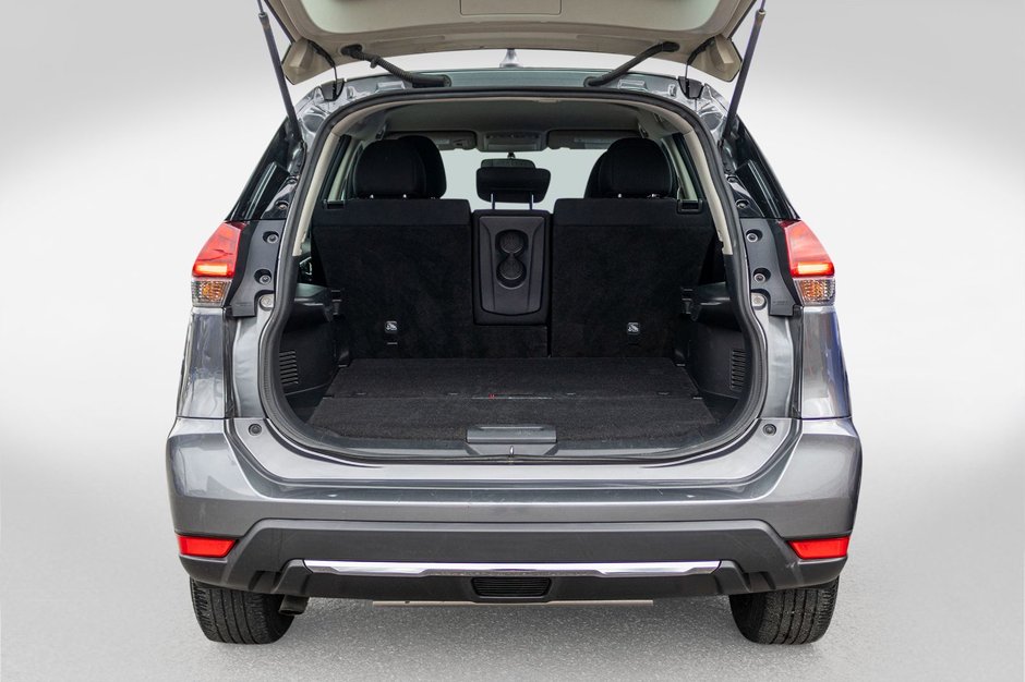 Nissan Rogue S AUTOM A/C CAMERA BAS KILO 2017 PAS DE RECLAMATION AU CARFAX