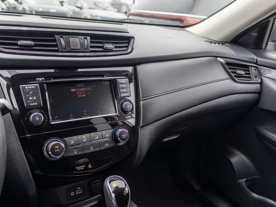 Nissan Rogue SV BLANC AUTOM MAGS PUSHSTART 2019