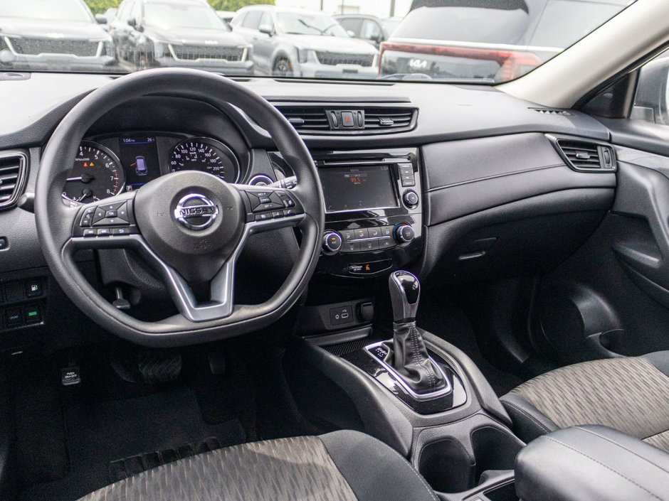Nissan Rogue SV BLANC AUTOM MAGS PUSHSTART 2019