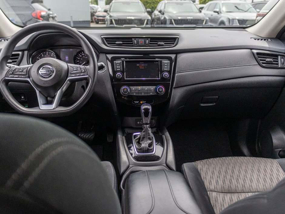 Nissan Rogue SV BLANC AUTOM MAGS PUSHSTART 2019
