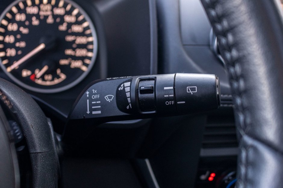 2023 Nissan Rogue SV AWD MIDNIGHT CUIR TOIT BAS KILO