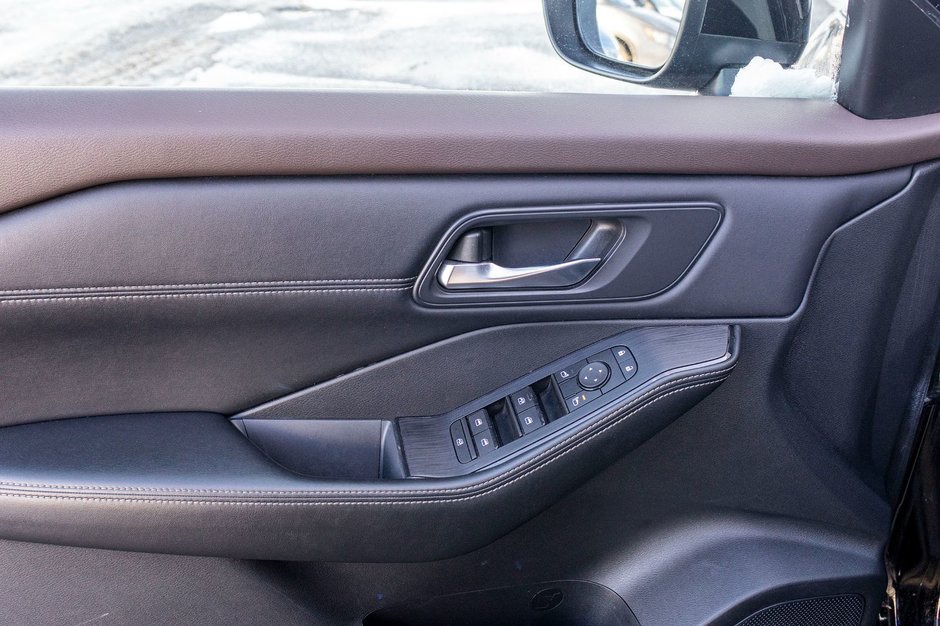 2023 Nissan Rogue SV AWD MIDNIGHT CUIR TOIT BAS KILO