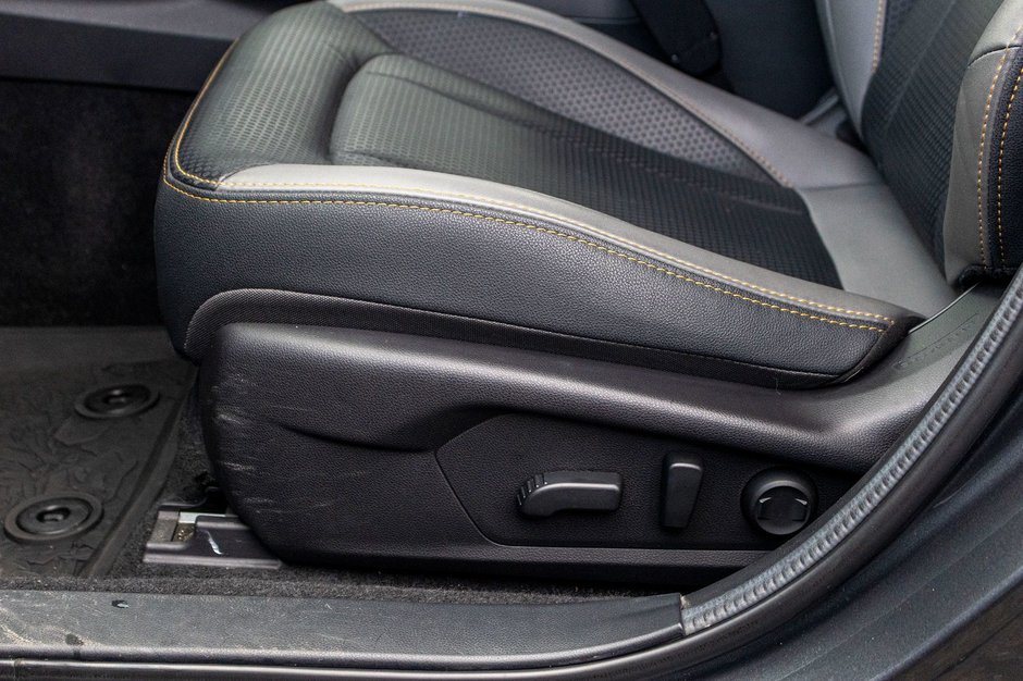 Subaru Crosstrek Wilderness AWD CUIR TOIT 36101KM 2024 1 PROPRIO PAS DE RECLAMATION AU CARFAX