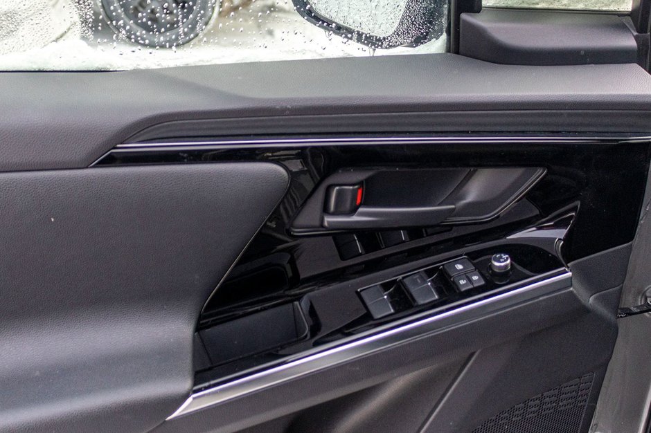 2023 Toyota bZ4X XLE AWD BAS KILO