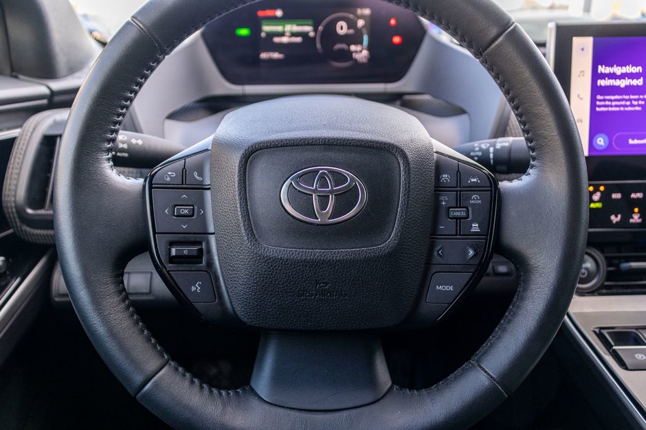 Toyota bZ4X LE AUTOM BLANC 45758KM 2023 1PROPRIO PAS DE RCLAMATION AU CARFAX