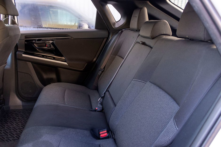 Toyota bZ4X LE AUTOM BLANC 45758KM 2023 1PROPRIO PAS DE RCLAMATION AU CARFAX