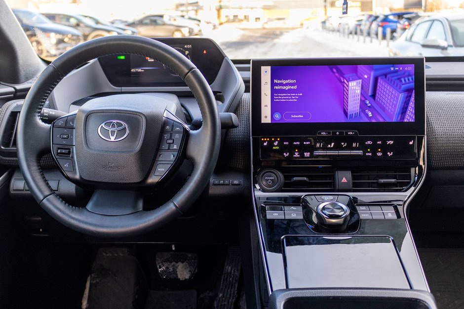 Toyota bZ4X LE AUTOM BLANC 45758KM 2023 1PROPRIO PAS DE RCLAMATION AU CARFAX