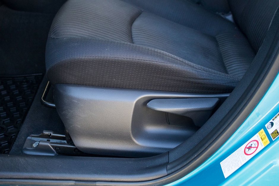 Toyota Prius Prime BAS KILO BLEUE 2020 1 PROPRIO PAS DE RECLAMATION AU CARFAX