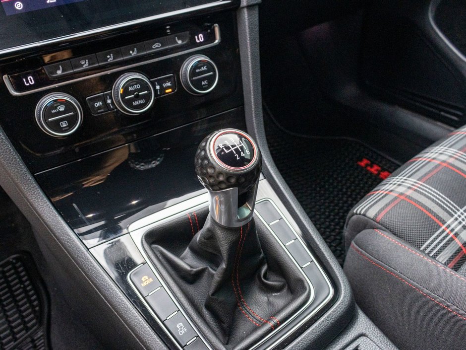 2019 Volkswagen Golf GTI MAN ROUGE A/C