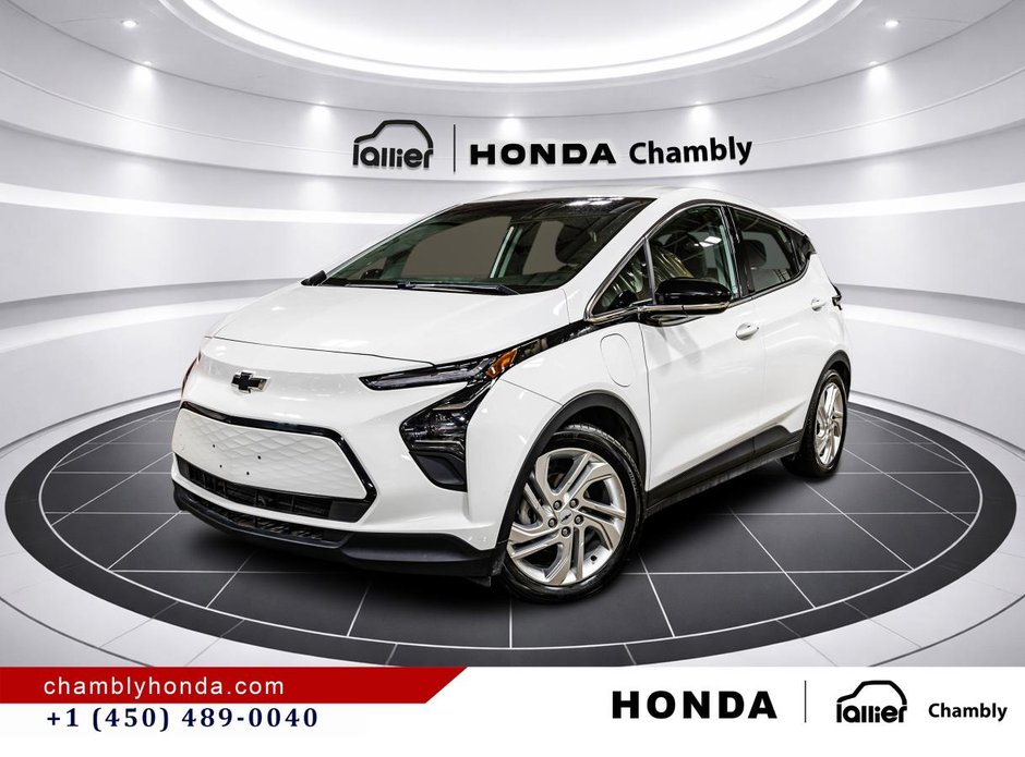 2023 Chevrolet Bolt EV 1LT I CARPLAY I HEATED SEATS & STEERING WHEEL I MAGS I STARTER I ACTIVE SECURITY in Montréal, Quebec
