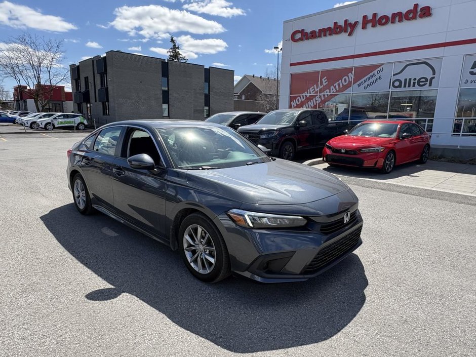 2024 Honda Civic EX CXRPLAY I MAGS I SUNROIOF IO HEATED SEATS & STEERING WHEEL I STARTER I ACTIVE SECURITY in Montréal, Quebec