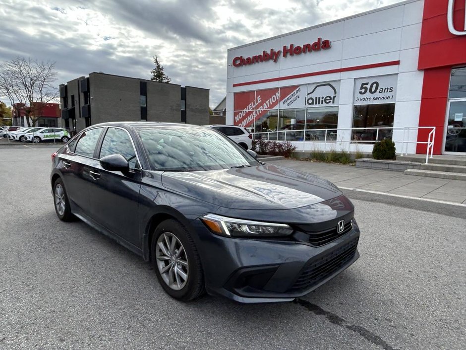 Honda Civic EX 22,000 KM I SUNROOF I MAGS I HEATED SEATS AND STEERING WHEEL I STARTER I ACTIVE SECURITY 2024 à Montréal, Québec