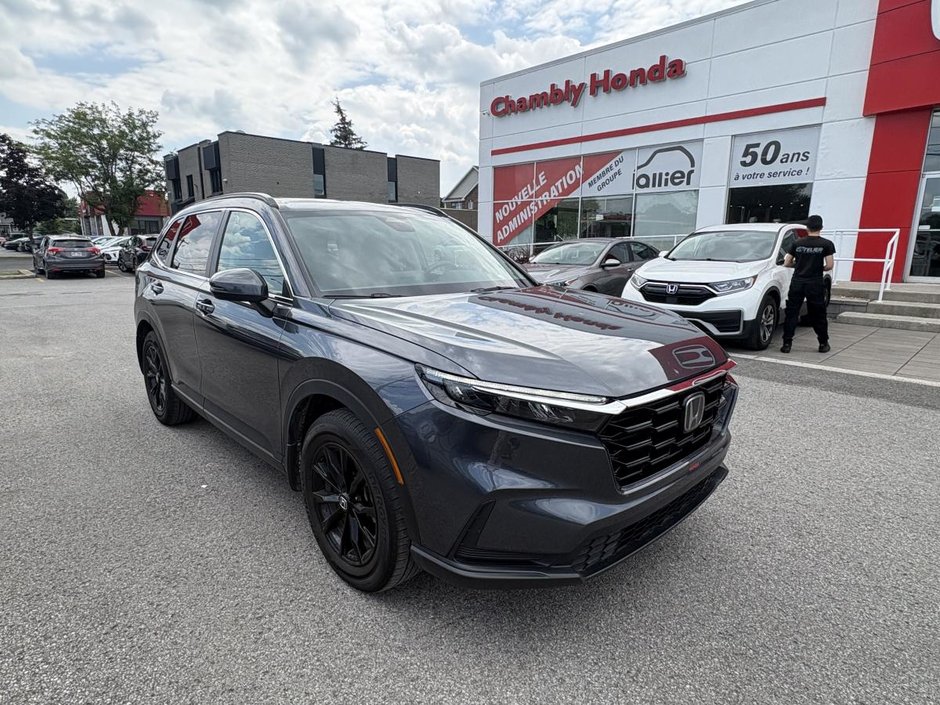 Honda CR-V Sport AWD I SUNROOF I MAGS I CARPLAY I HEATED SEATS & STEERING WHHEL I ACTIVE SECURITY 2024 à Montréal, Québec