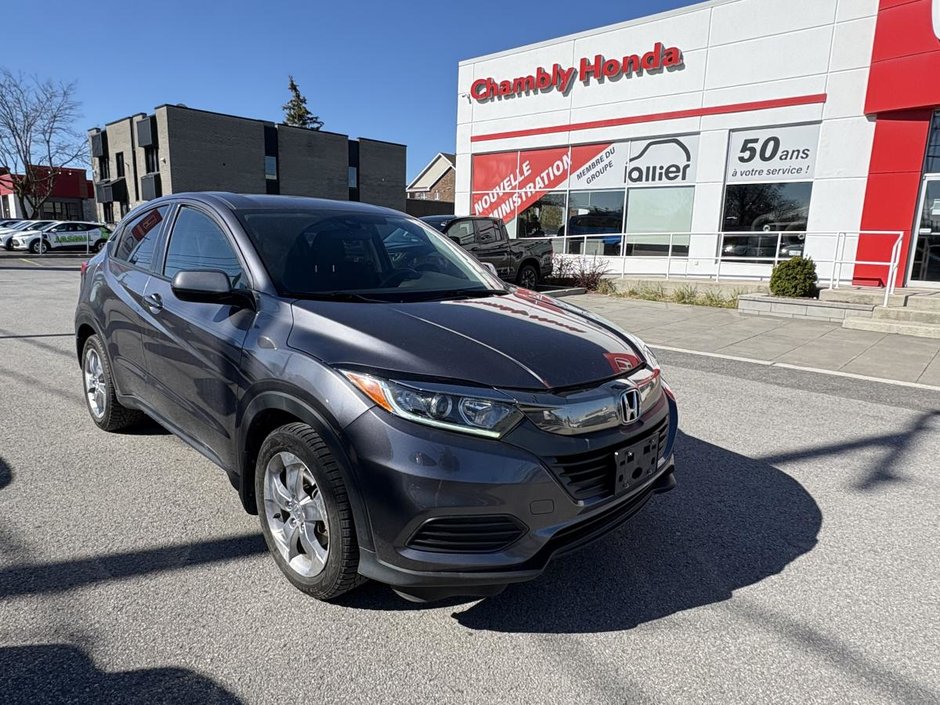 2022 Honda HR-V LX  MAGS I CARPLAY I HEATED SEATS I CAMERA I ACTIVE SECURITY in Montréal, Quebec