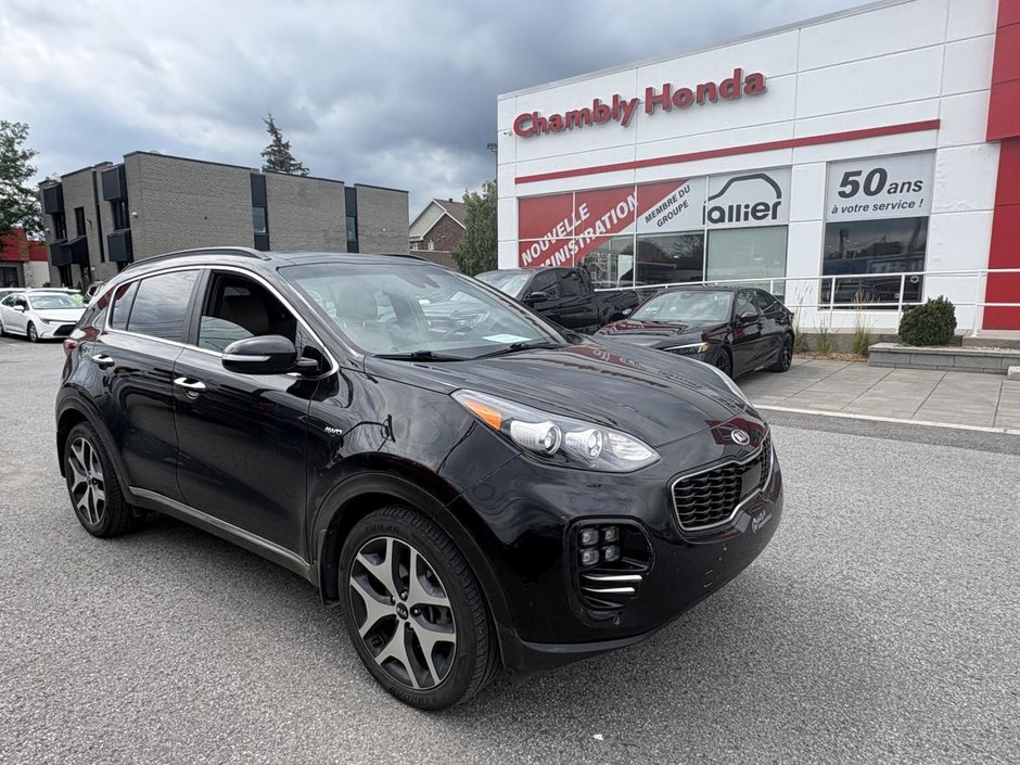 Kia Sportage SX Turbo AWD w/Black HEATED & VENTILATED SETAS I GPS I CARPLAY I MAGS I PANORAMIC SUNROOF 2018 à Montréal, Québec