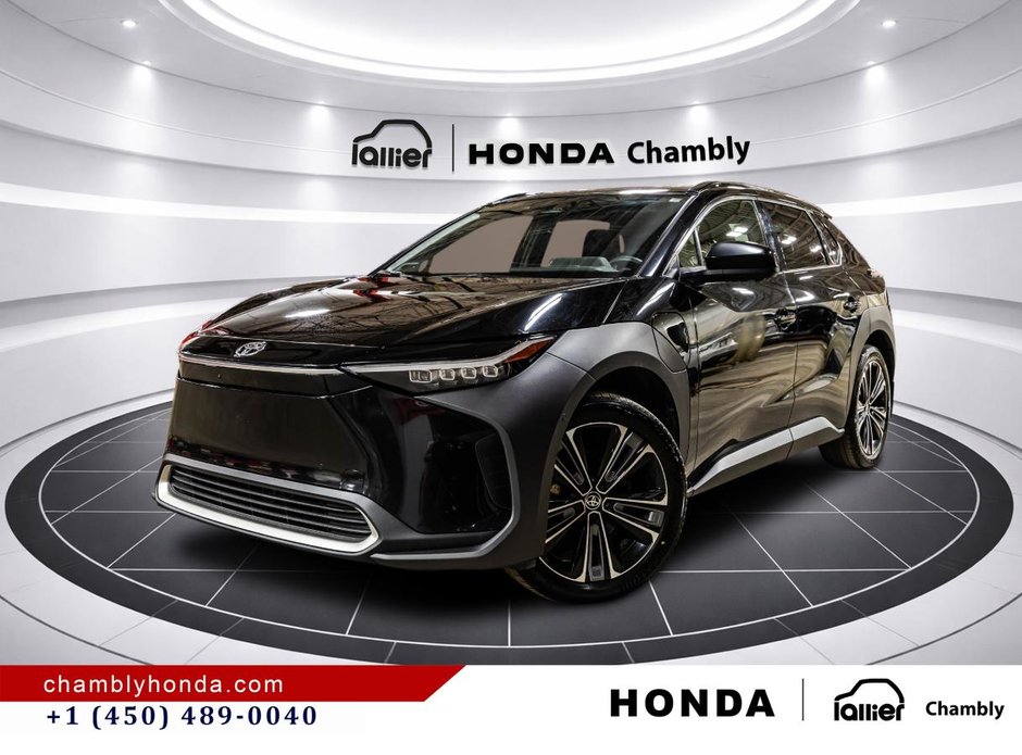Toyota bZ4X XLE AWD I HEATED & VENTILATED SEATS I SUNROOF I MAGS I CARPLAY I ACTIVE SECURITY 2023 à Montréal, Québec