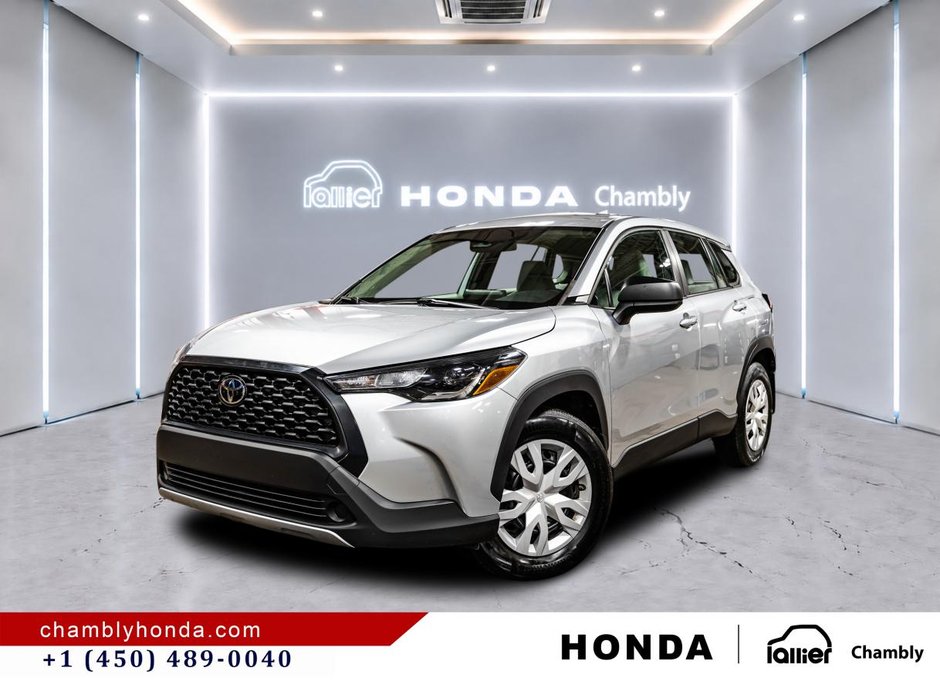 Toyota Corolla Cross L CARPLAY I HEATED SEATS I CAMERA I BLUETOOTH I ACTIVE SECURITY 2023 à Montréal, Québec