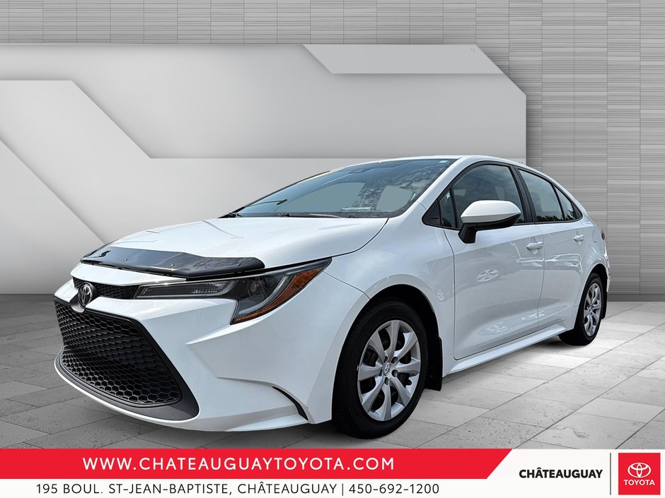 2020 Toyota Corolla LE in Châteauguay, Quebec