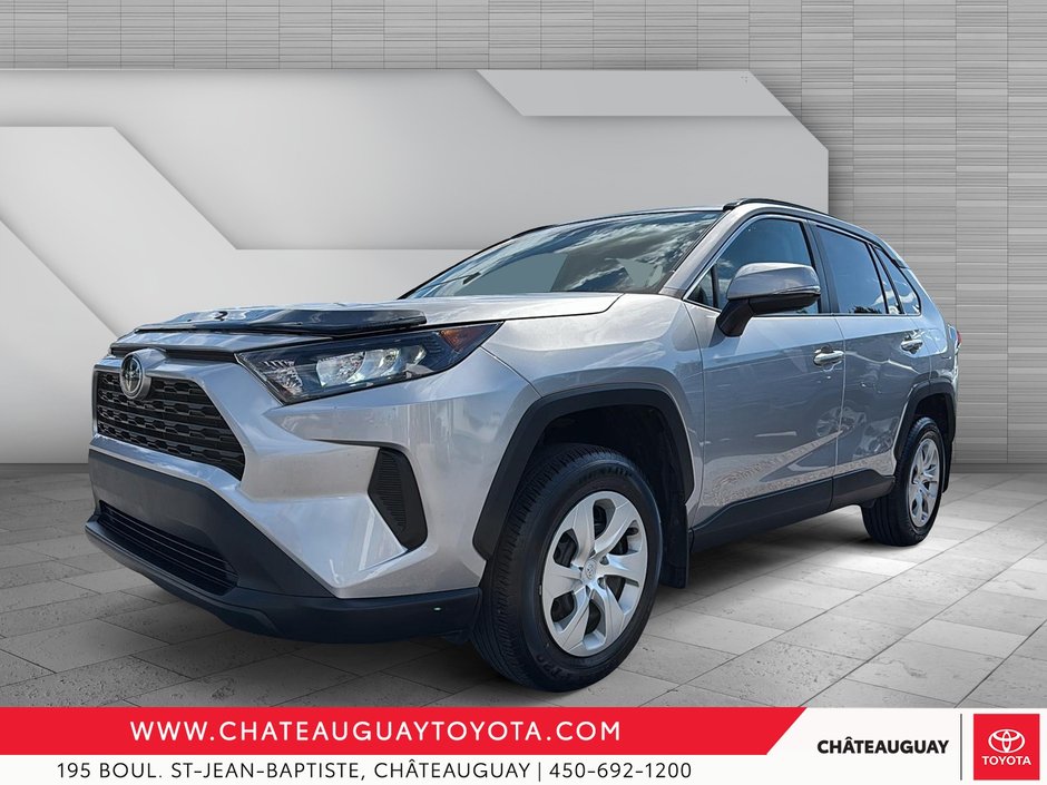 Toyota RAV4 LE AWD 2021 à Châteauguay, Québec