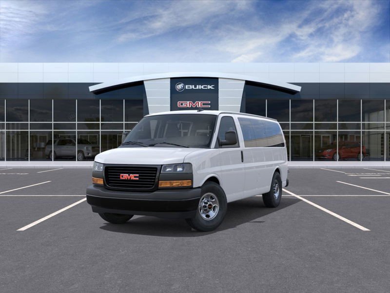GMC Savana Passenger 2500 LS 135 2025 à Chibougamau, Québec - w940px