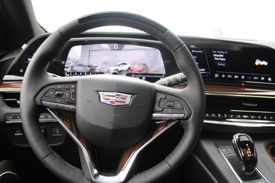 2024 Cadillac Escalade ESV Premium Luxury-25