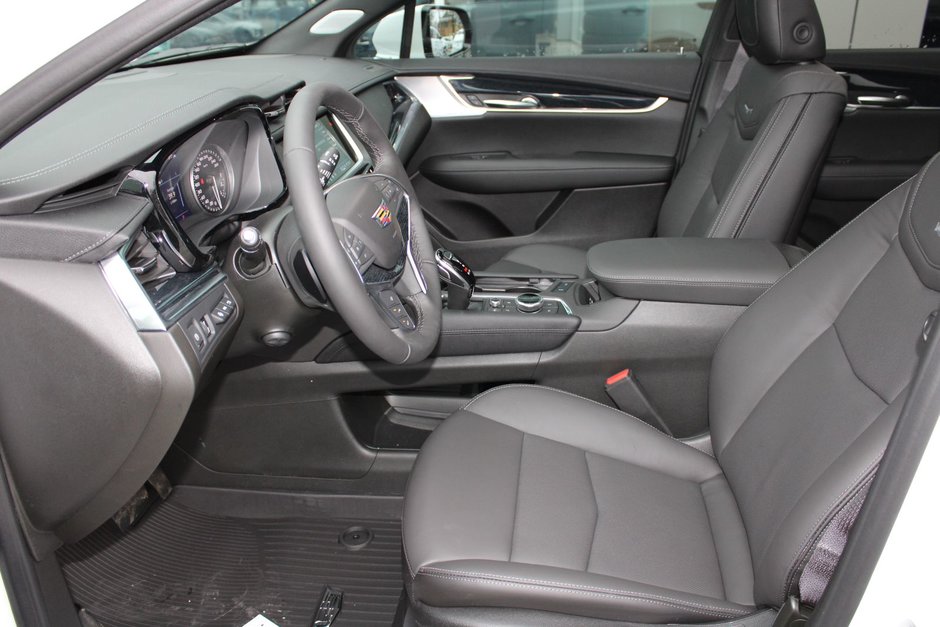 2024 Cadillac XT5 Premium Luxury-10