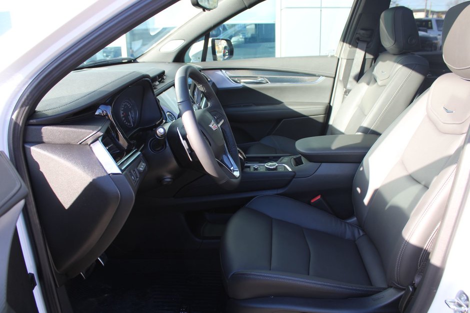 2024 Cadillac XT6 Sport 3416426 City Cadillac in Toronto