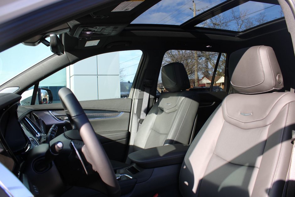 2024 Cadillac XT6 Sport 3416426 City Cadillac in Toronto