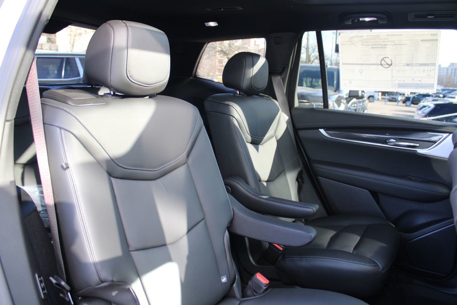 2024 Cadillac XT6 Sport 3416426 City Cadillac in Toronto