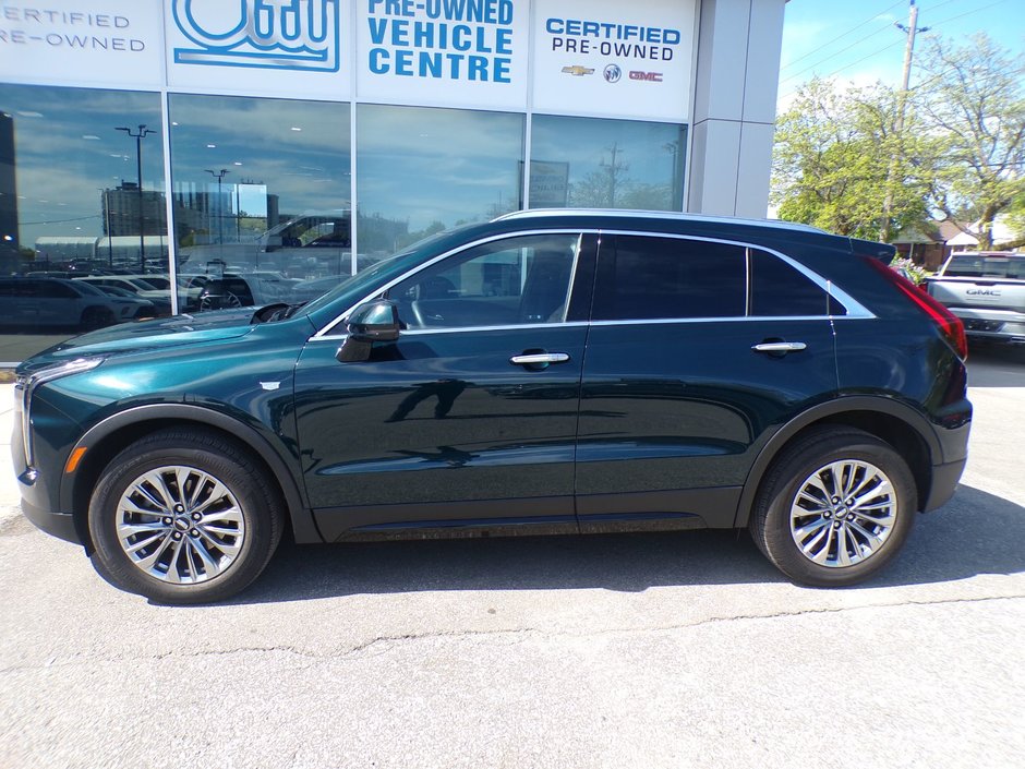 2024 Cadillac XT4 AWD Premium Luxury-7